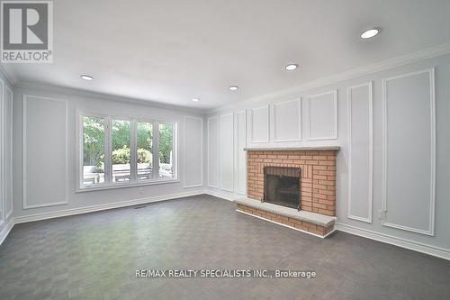 95 Luba Avenue, Richmond Hill, ON - Indoor With Fireplace