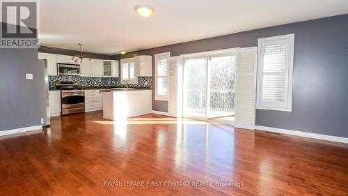 115 Sproule Drive, Barrie, ON - Indoor Photo Showing Kitchen