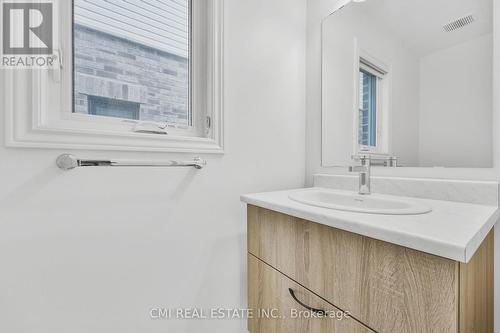 116 Shepherd Drive, Barrie, ON - Indoor Photo Showing Bathroom