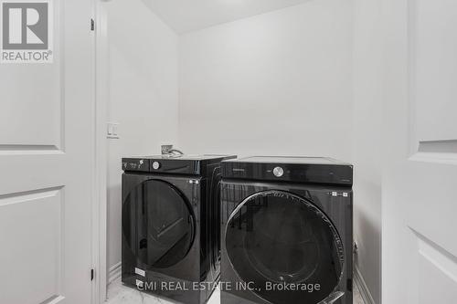 116 Shepherd Drive, Barrie, ON - Indoor Photo Showing Laundry Room