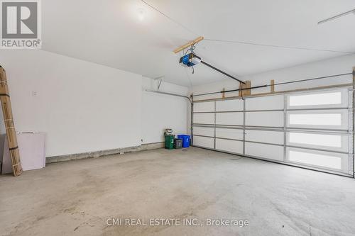 116 Shepherd Drive, Barrie, ON - Indoor Photo Showing Garage