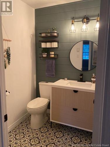 8 Wedgewood, Rothesay, NB - Indoor Photo Showing Bathroom