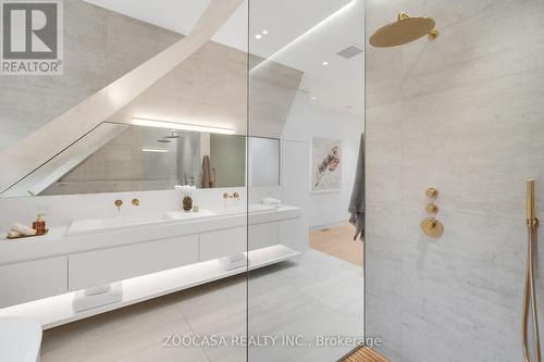 47 Roxborough Street W, Toronto, ON - Indoor Photo Showing Bathroom