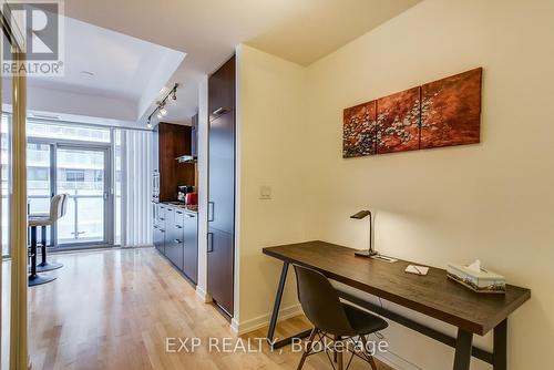 1406 - 12 York Street, Toronto, ON - Indoor