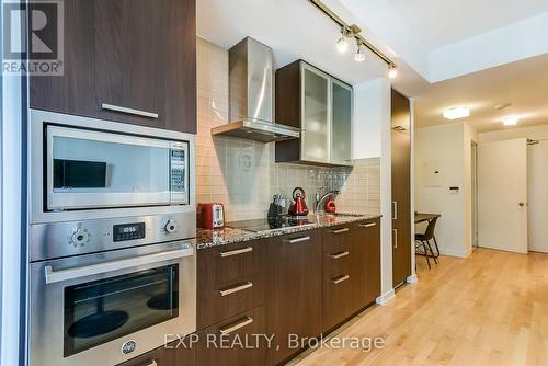 1406 - 12 York Street, Toronto, ON - Indoor Photo Showing Kitchen With Upgraded Kitchen