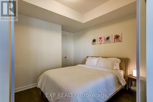 1406 - 12 York Street, Toronto, ON - Indoor Photo Showing Bedroom