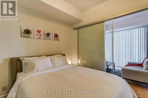 1406 - 12 York Street, Toronto, ON - Indoor Photo Showing Bedroom