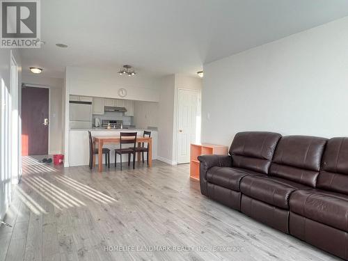 1916 - 28 Empress Avenue, Toronto, ON - Indoor Photo Showing Living Room