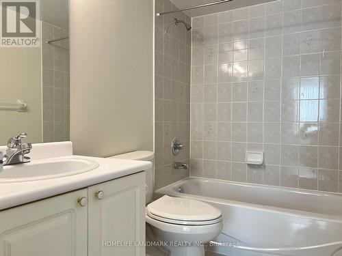 1916 - 28 Empress Avenue, Toronto, ON - Indoor Photo Showing Bathroom