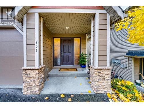 4900 Heritage Drive Unit# 201, Vernon, BC - Outdoor