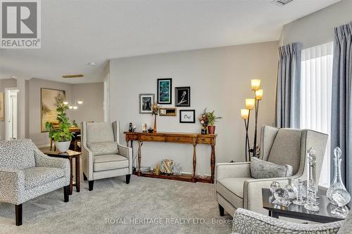 106 - 3 Heritage Way, Kawartha Lakes (Lindsay), ON - Indoor Photo Showing Living Room