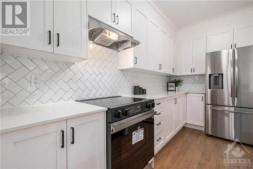 Appliances - 233 Conservancy Drive, Ottawa, ON - Indoor Photo Showing Kitchen With Upgraded Kitchen