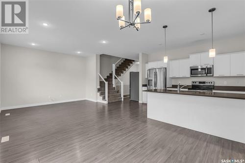 122 315 Dickson Crescent, Saskatoon, SK - Indoor Photo Showing Kitchen With Double Sink With Upgraded Kitchen