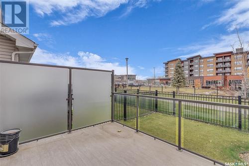 122 315 Dickson Crescent, Saskatoon, SK - Outdoor