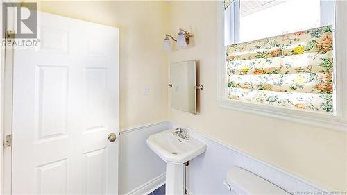 5 John Street, Rothesay, NB - Indoor Photo Showing Bathroom