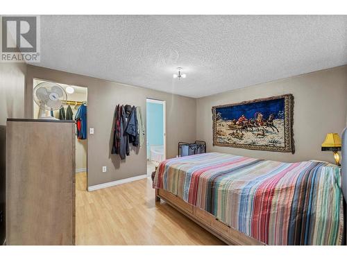 1555 Howe Road Unit# 66, Kamloops, BC - Indoor Photo Showing Bedroom