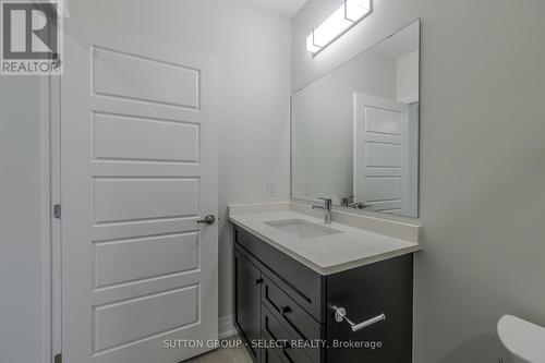 207 - 1975 Fountain Grass Drive, London, ON - Indoor Photo Showing Bathroom