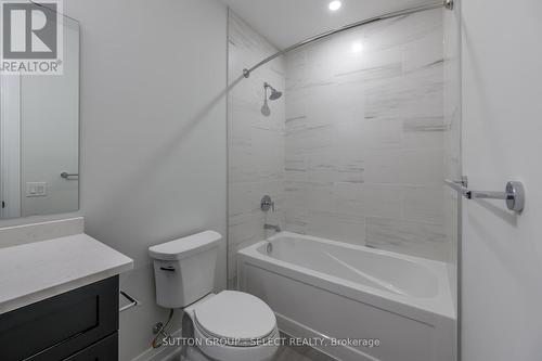 207 - 1975 Fountain Grass Drive, London, ON - Indoor Photo Showing Bathroom