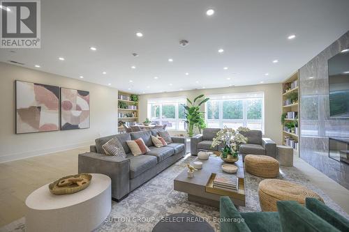 207 - 1975 Fountain Grass Drive, London, ON - Indoor Photo Showing Living Room