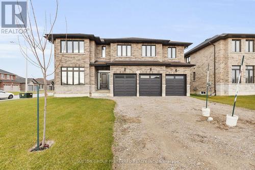 1 Bouw Place, Dutton/Dunwich (Dutton), ON - Outdoor With Facade