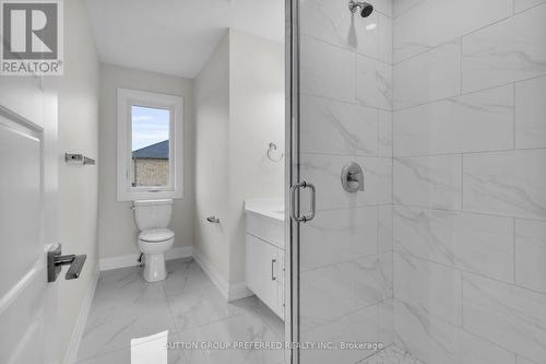 1 Bouw Place, Dutton/Dunwich (Dutton), ON - Indoor Photo Showing Bathroom