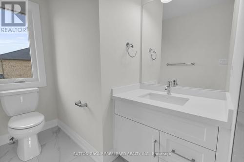 1 Bouw Place, Dutton/Dunwich (Dutton), ON - Indoor Photo Showing Bathroom