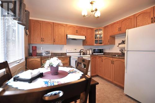 186 Broad Lake Road, Bellevue, NL - Indoor Photo Showing Kitchen