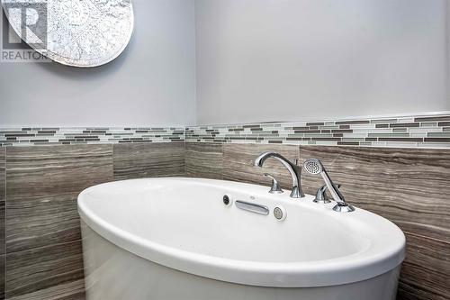 15 Topsail Shores Terrace, Conception Bay South, NL - Indoor Photo Showing Bathroom