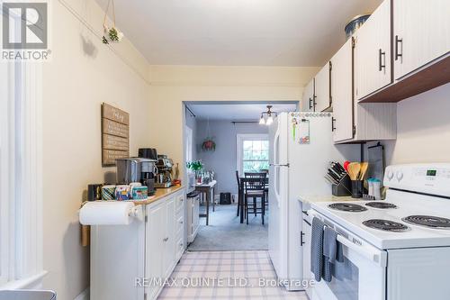 287 John Street, Belleville, ON - Indoor Photo Showing Kitchen