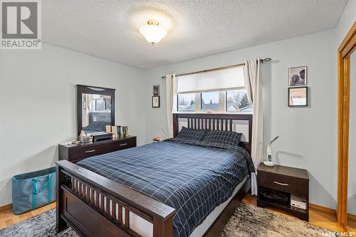 114 Vanier Crescent, Saskatoon, SK - Indoor Photo Showing Bedroom