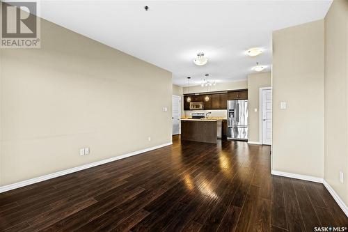 212 4501 Child Avenue, Regina, SK - Indoor Photo Showing Kitchen