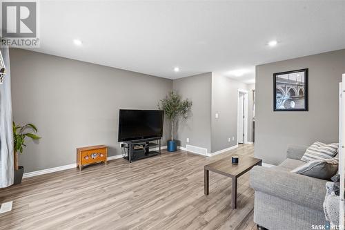 1058 Kloppenburg Bend, Saskatoon, SK - Indoor