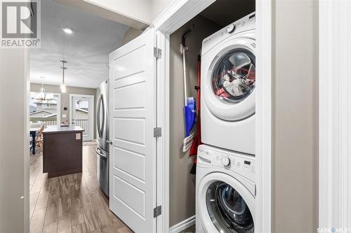 1058 Kloppenburg Bend, Saskatoon, SK - Indoor Photo Showing Laundry Room