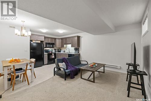 1058 Kloppenburg Bend, Saskatoon, SK - Indoor