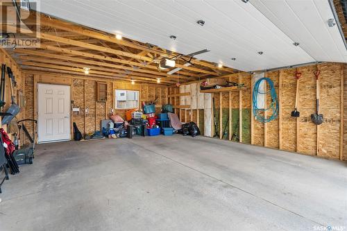 1058 Kloppenburg Bend, Saskatoon, SK - Indoor Photo Showing Garage