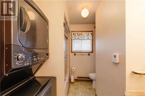 80 Surrey Hill Drive, Hillsborough, NB - Indoor Photo Showing Bathroom