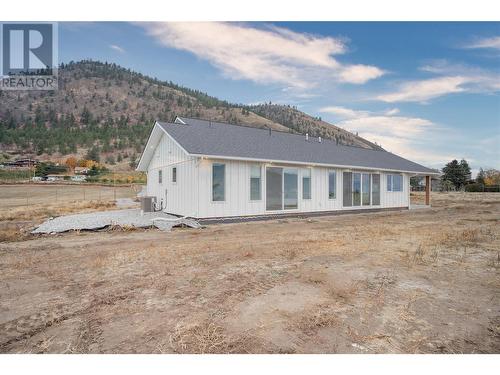 10009 Morrison Close, Summerland, BC - Outdoor