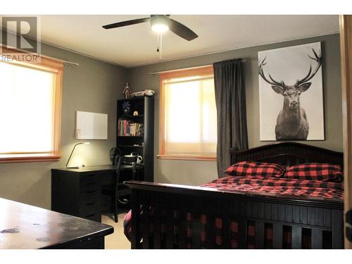 936 Fraser Avenue, 100 Mile House, BC - Indoor Photo Showing Bedroom