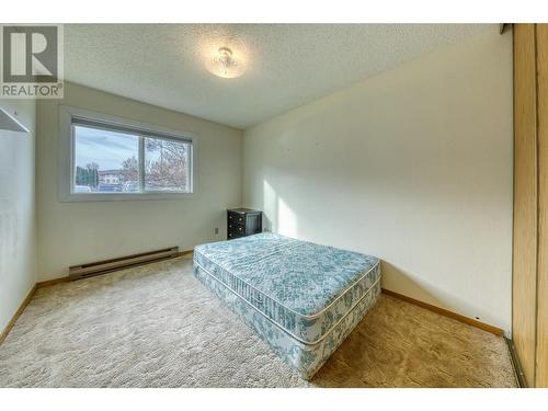 2501 12Th Street N Unit# 1012, Cranbrook, BC - Indoor Photo Showing Bedroom