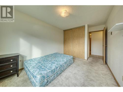 2501 12Th Street N Unit# 1012, Cranbrook, BC - Indoor Photo Showing Bedroom