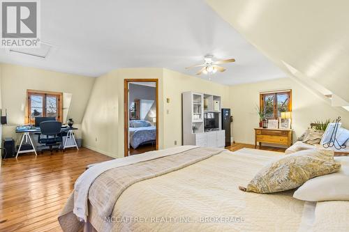 5439 County Road 9, Greater Napanee, ON - Indoor Photo Showing Bedroom