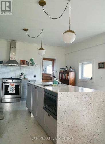 172 County Rd 27, Prince Edward County (Hillier), ON - Indoor Photo Showing Kitchen