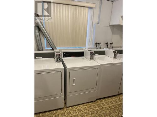 3030 Mcgill Crescent, Prince George, BC - Indoor Photo Showing Laundry Room