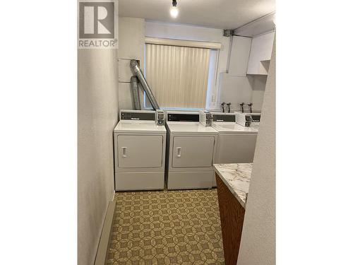 3030 Mcgill Crescent, Prince George, BC - Indoor Photo Showing Laundry Room