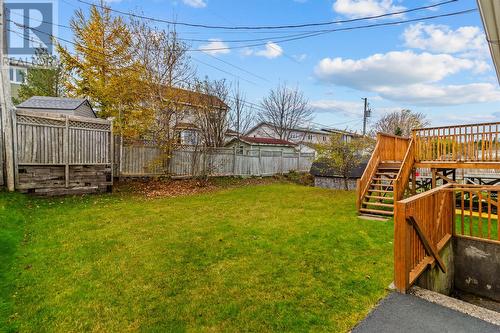 43 Moores Drive, Mount Pearl, NL - Outdoor With Backyard