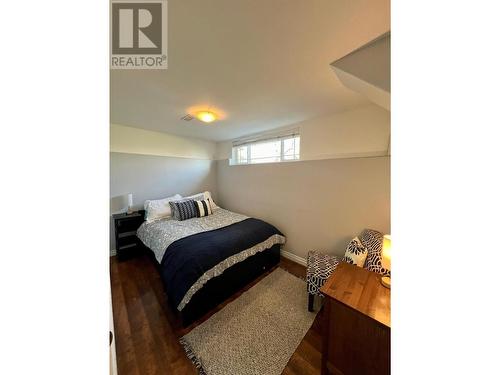 1515 Robinson Crescent Crescent, Kamloops, BC - Indoor Photo Showing Bedroom