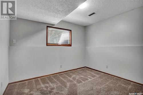 111/113 Hedley Street, Saskatoon, SK - Indoor Photo Showing Other Room