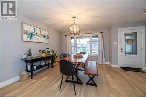 133 Hawthorn Crescent, Kemble, ON - Indoor Photo Showing Dining Room