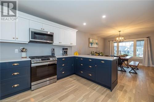 133 Hawthorn Crescent, Kemble, ON - Indoor Photo Showing Kitchen