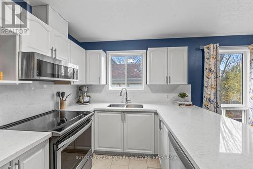 70 Dalgleish Avenue, Kingston (Kingston East (Incl Barret Crt)), ON - Indoor Photo Showing Kitchen